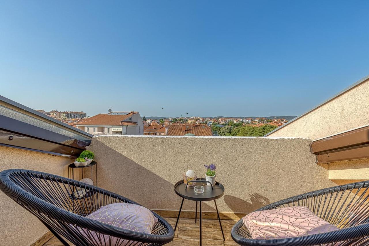 Ferienwohnung Enjoy At L&C Rovinj Exterior foto