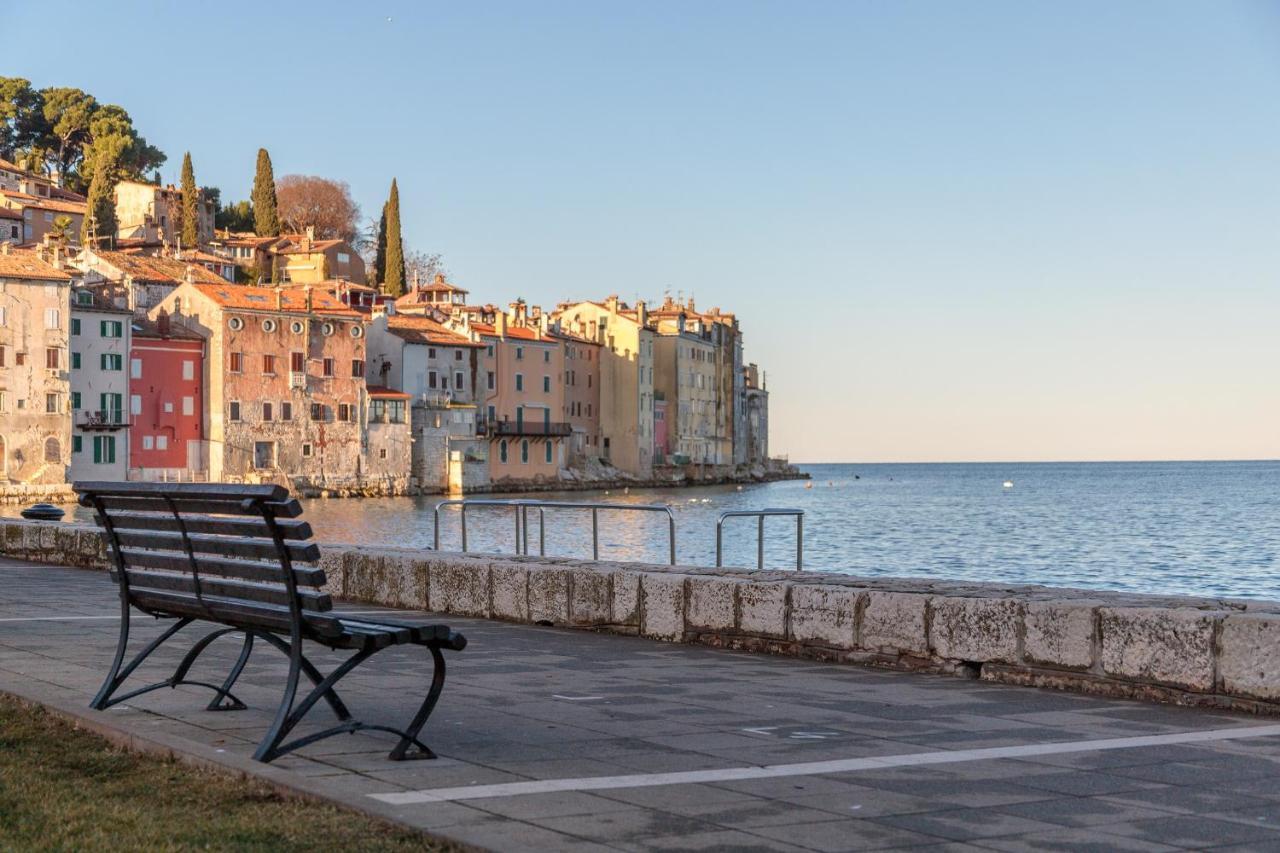 Ferienwohnung Enjoy At L&C Rovinj Exterior foto