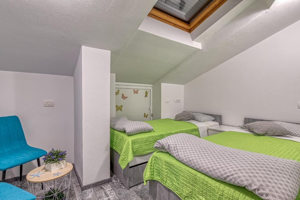 Ferienwohnung Enjoy At L&C Rovinj Exterior foto